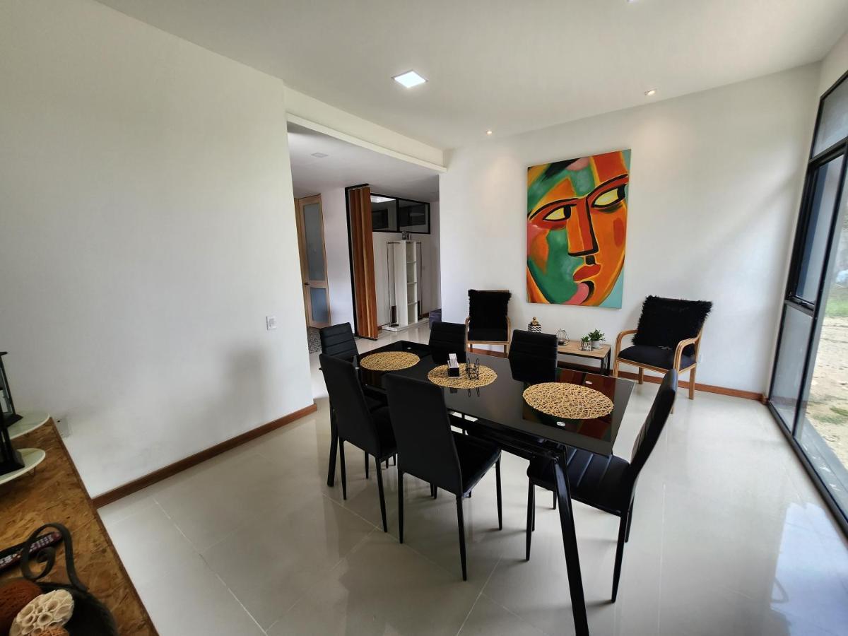Amazonia Deluxe Lake Condo Летисия Екстериор снимка