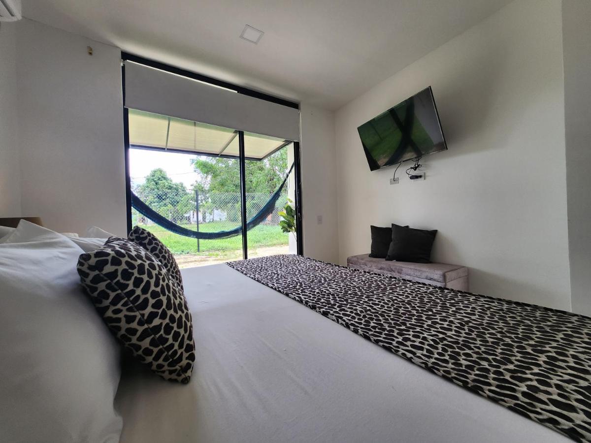 Amazonia Deluxe Lake Condo Летисия Екстериор снимка