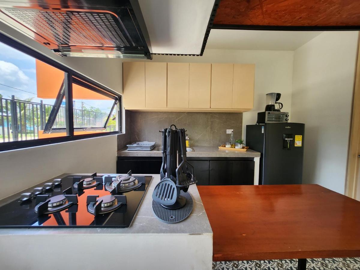 Amazonia Deluxe Lake Condo Летисия Екстериор снимка